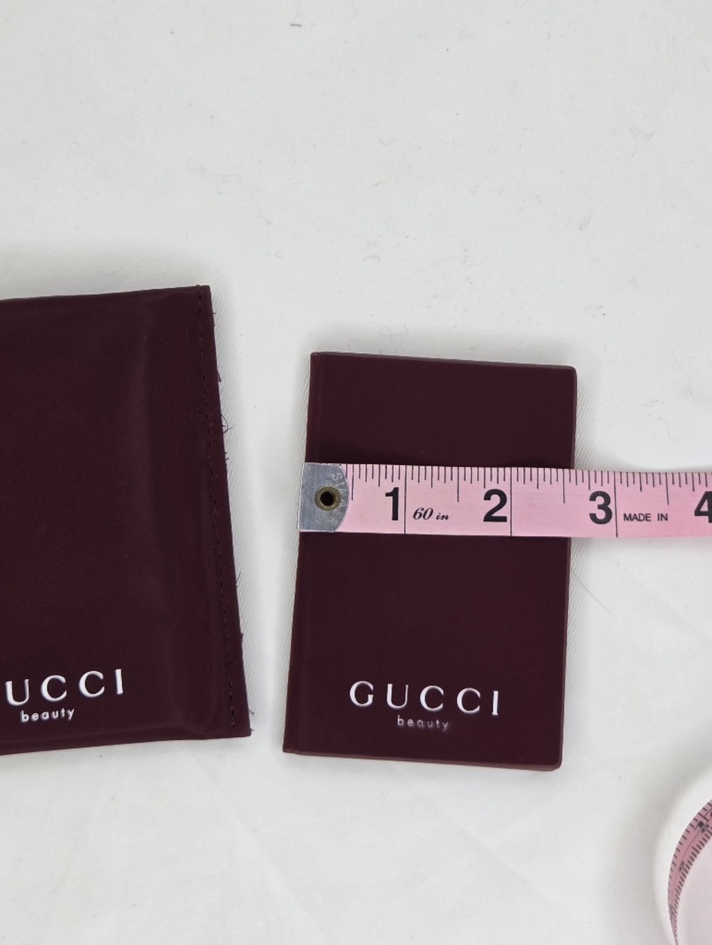 Gucci Compact Foldable Mirror in Deep Berry - Picture 4 of 5